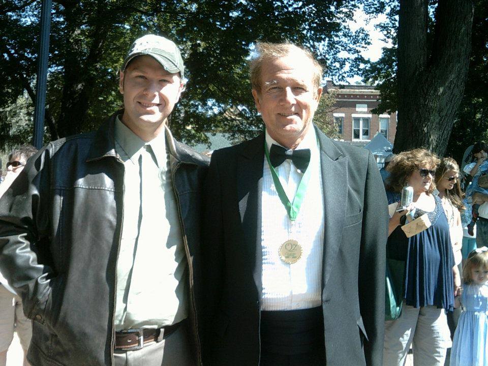 Team and operations of 4VIBES PRODUCTIONS UK LIMITED